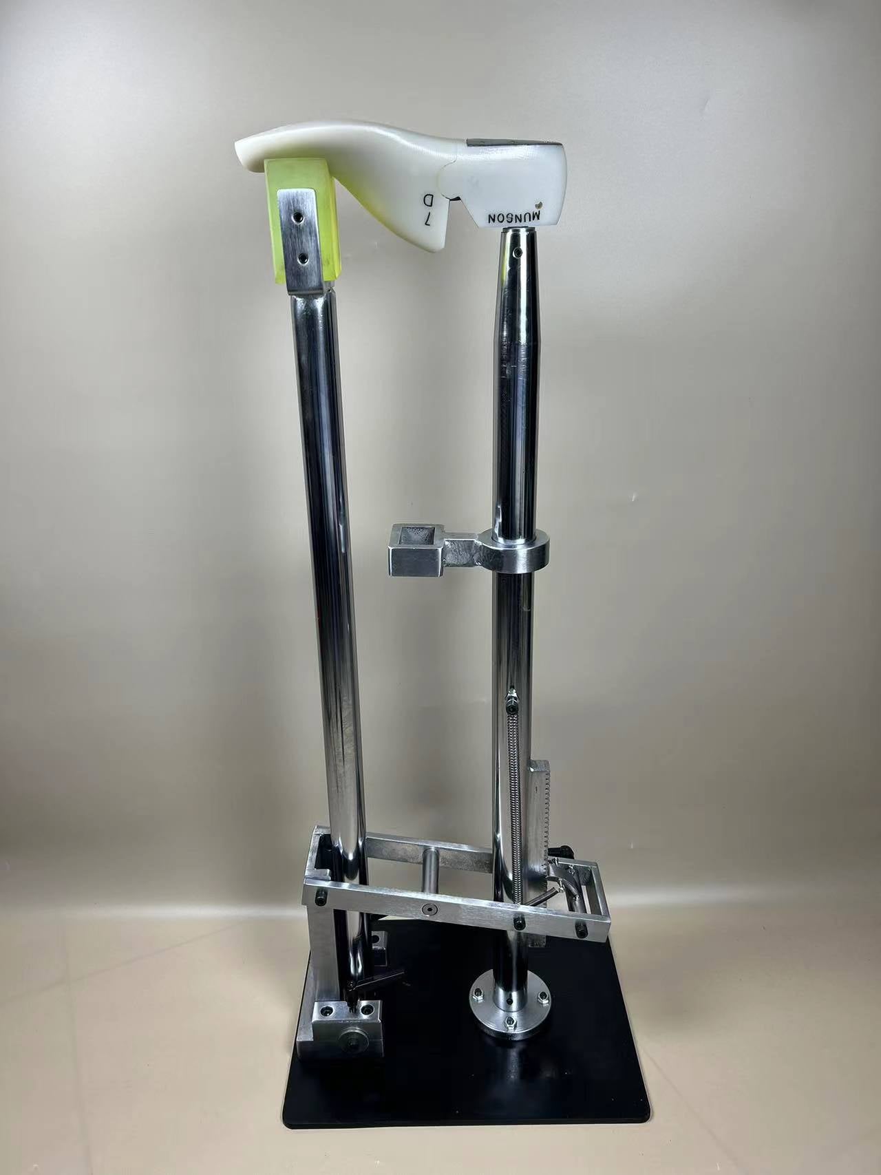 Robust Boot seaming Repairing Lasting Jack