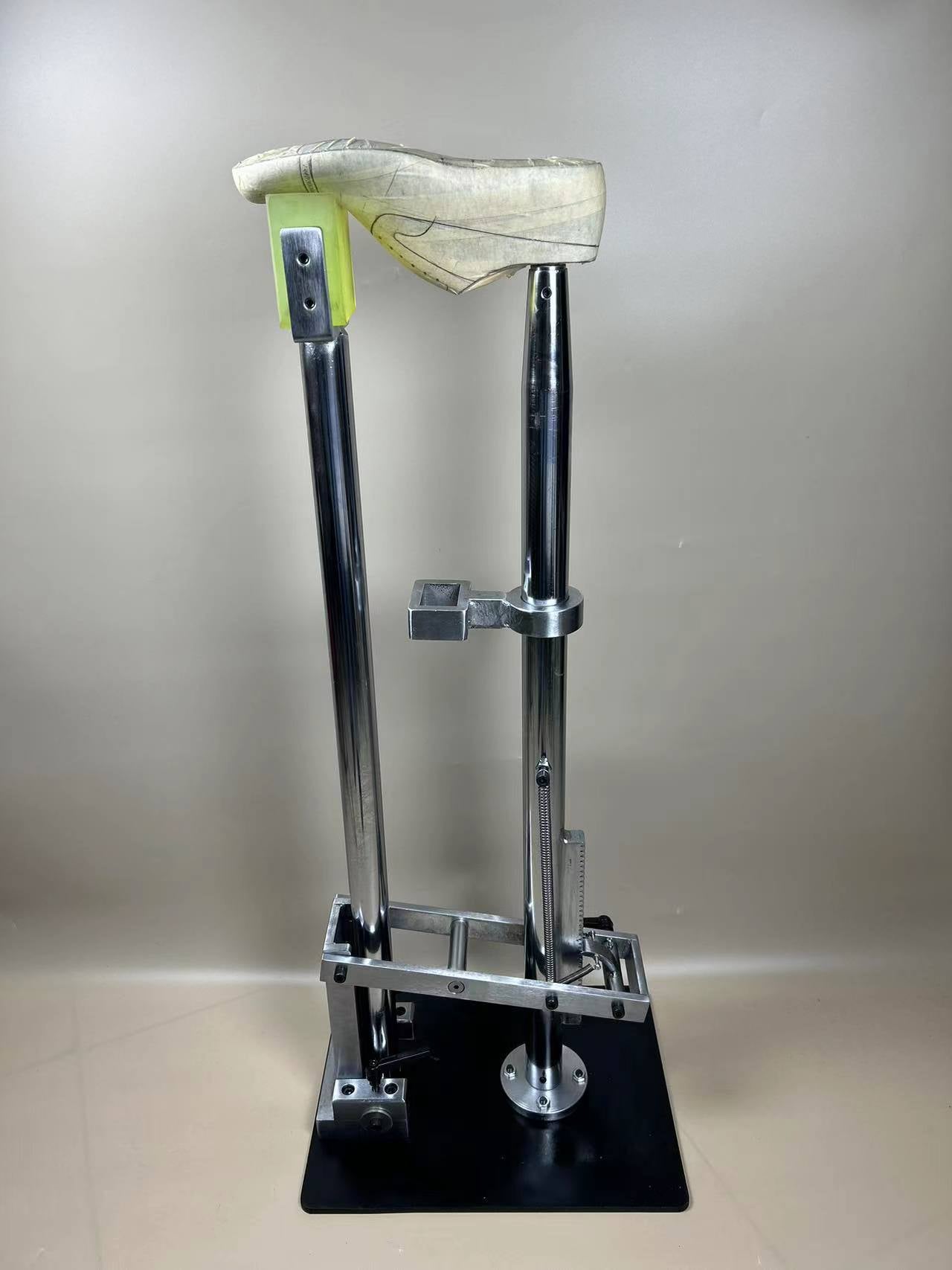 Robust Boot seaming Repairing Lasting Jack