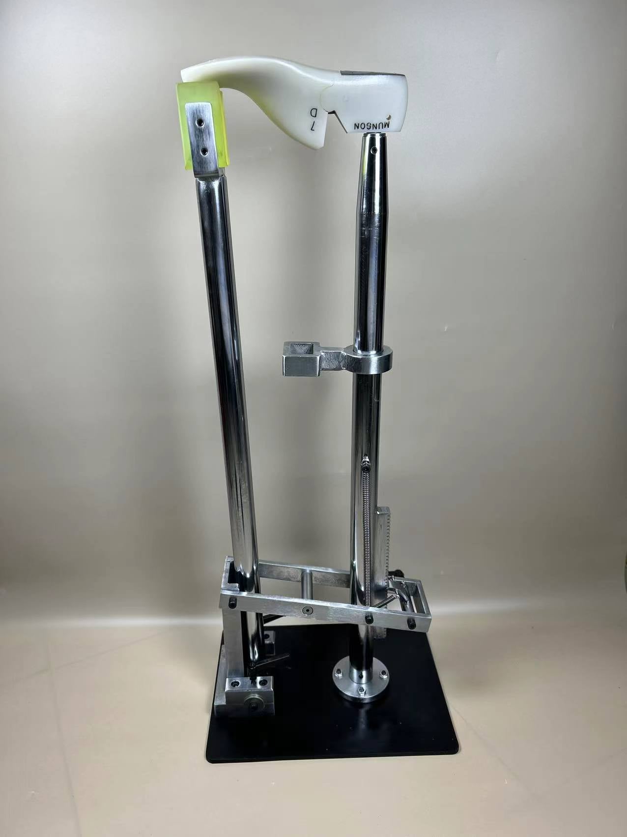 Robust Boot seaming Repairing Lasting Jack