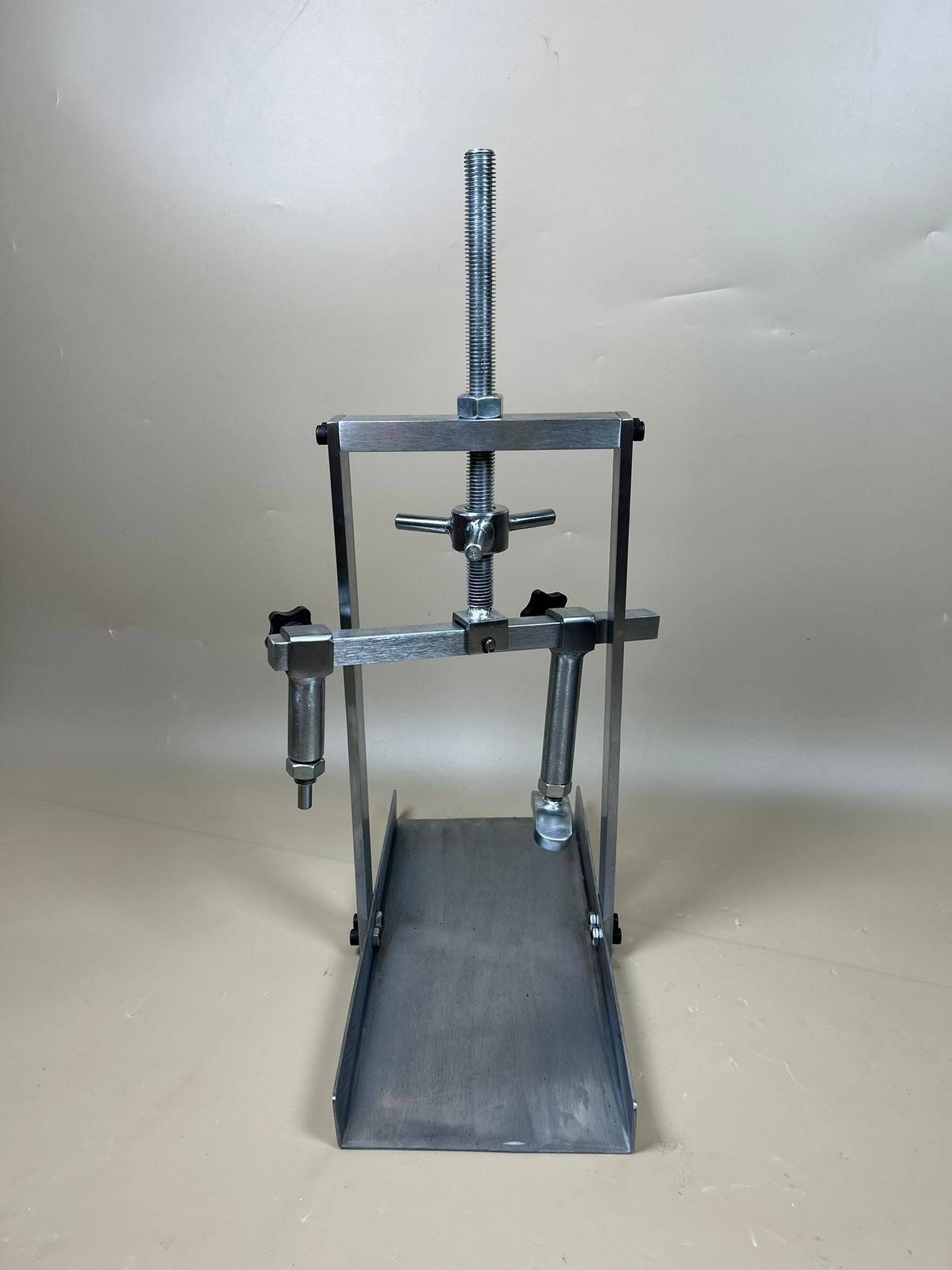 Shoemaker Press Tools