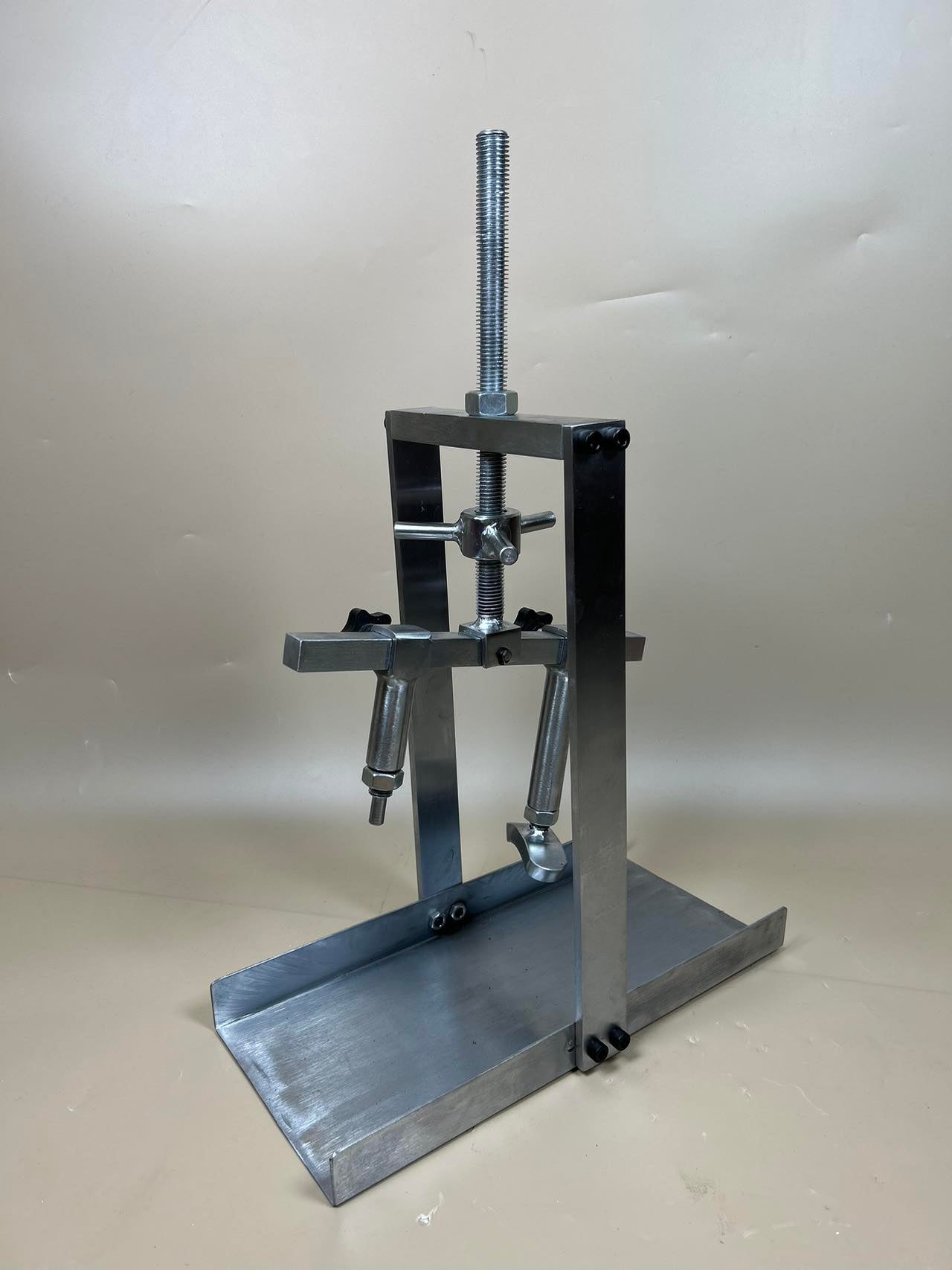 Shoemaker Press Tools
