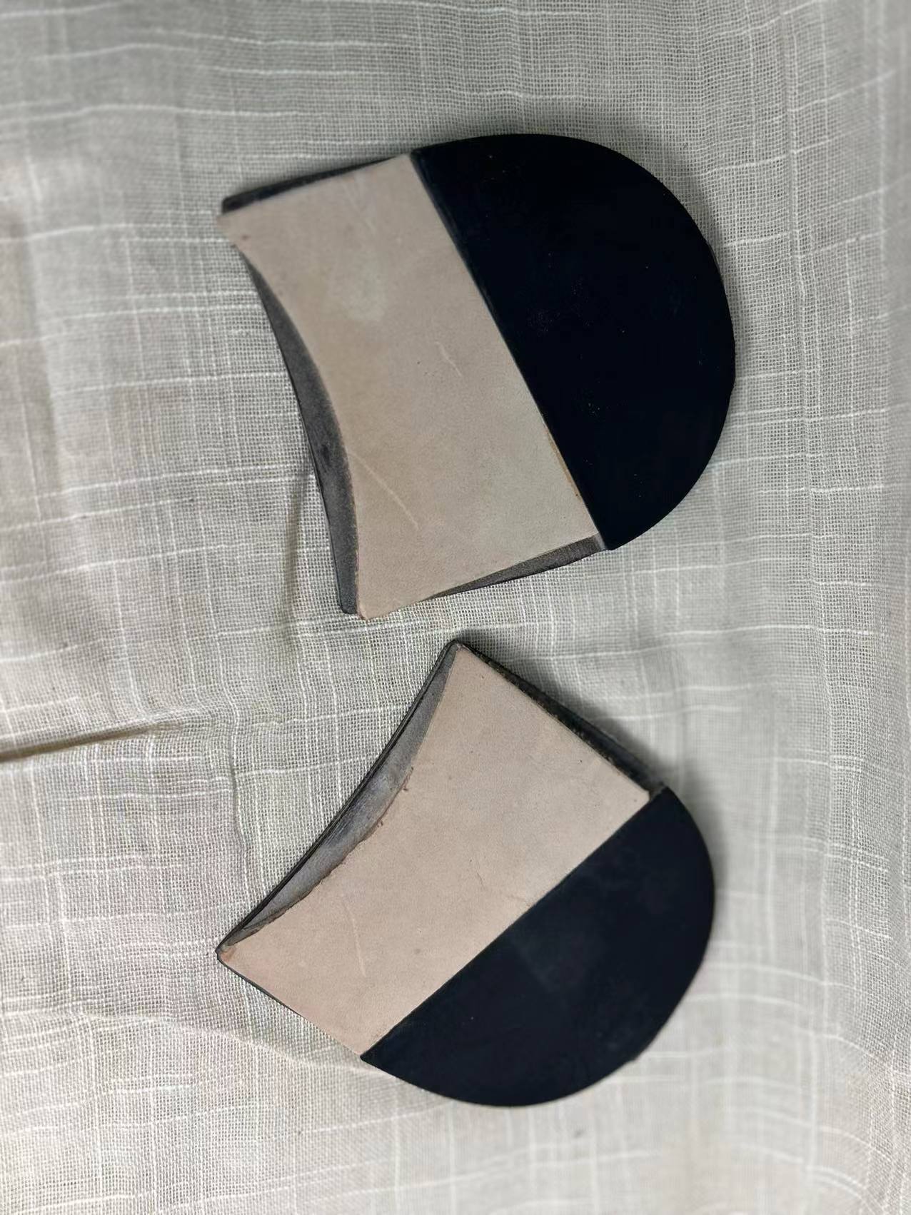 Leather heel top lift