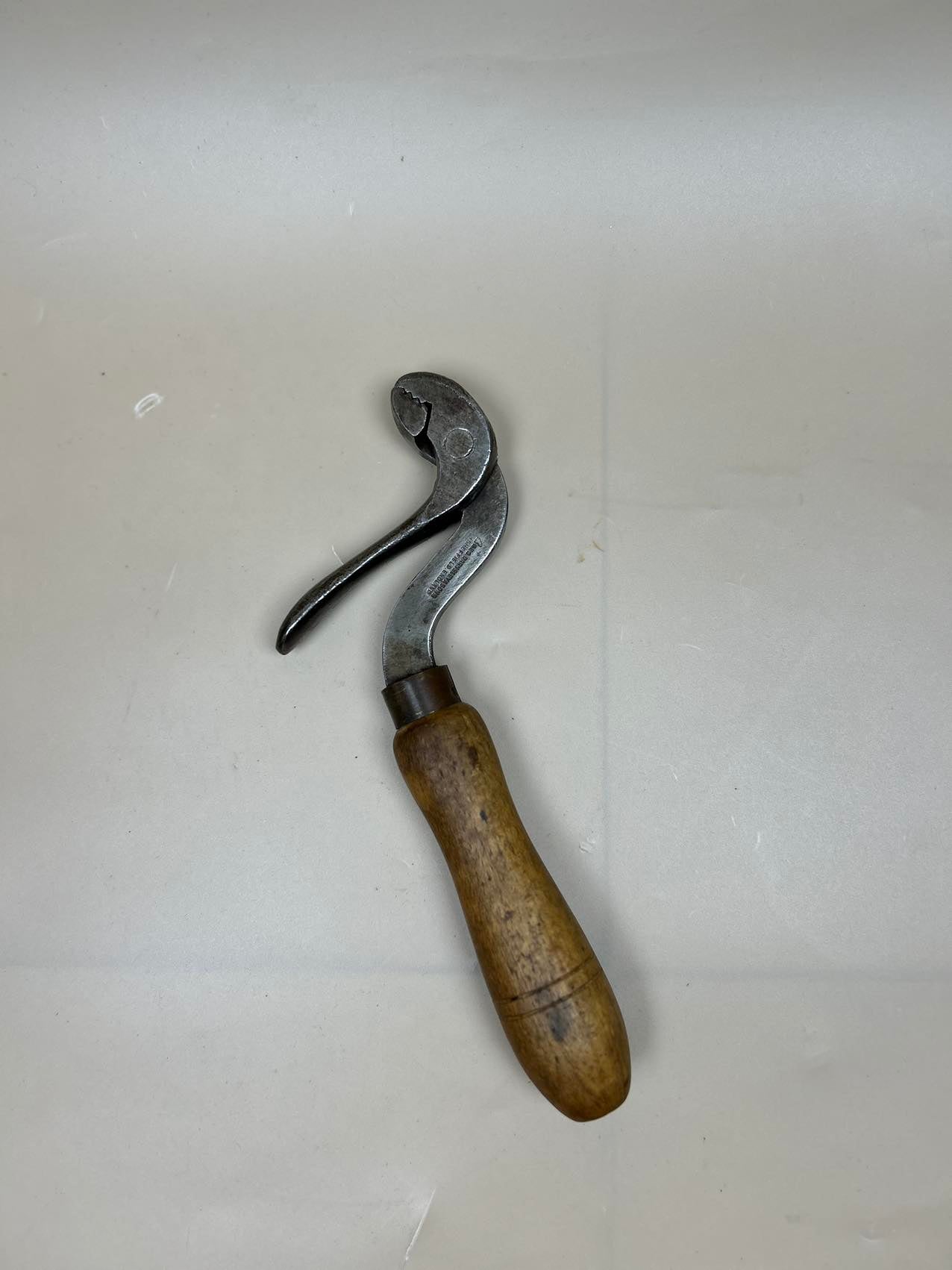 Bull Dog Pliers