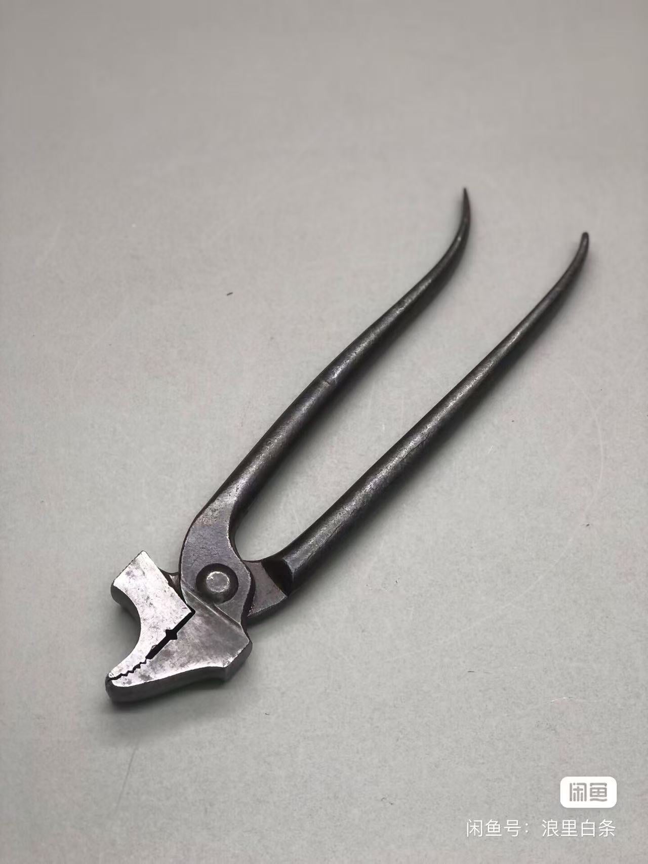 E.A. Berg Eskilstuna Sweden 502 Lasting plier