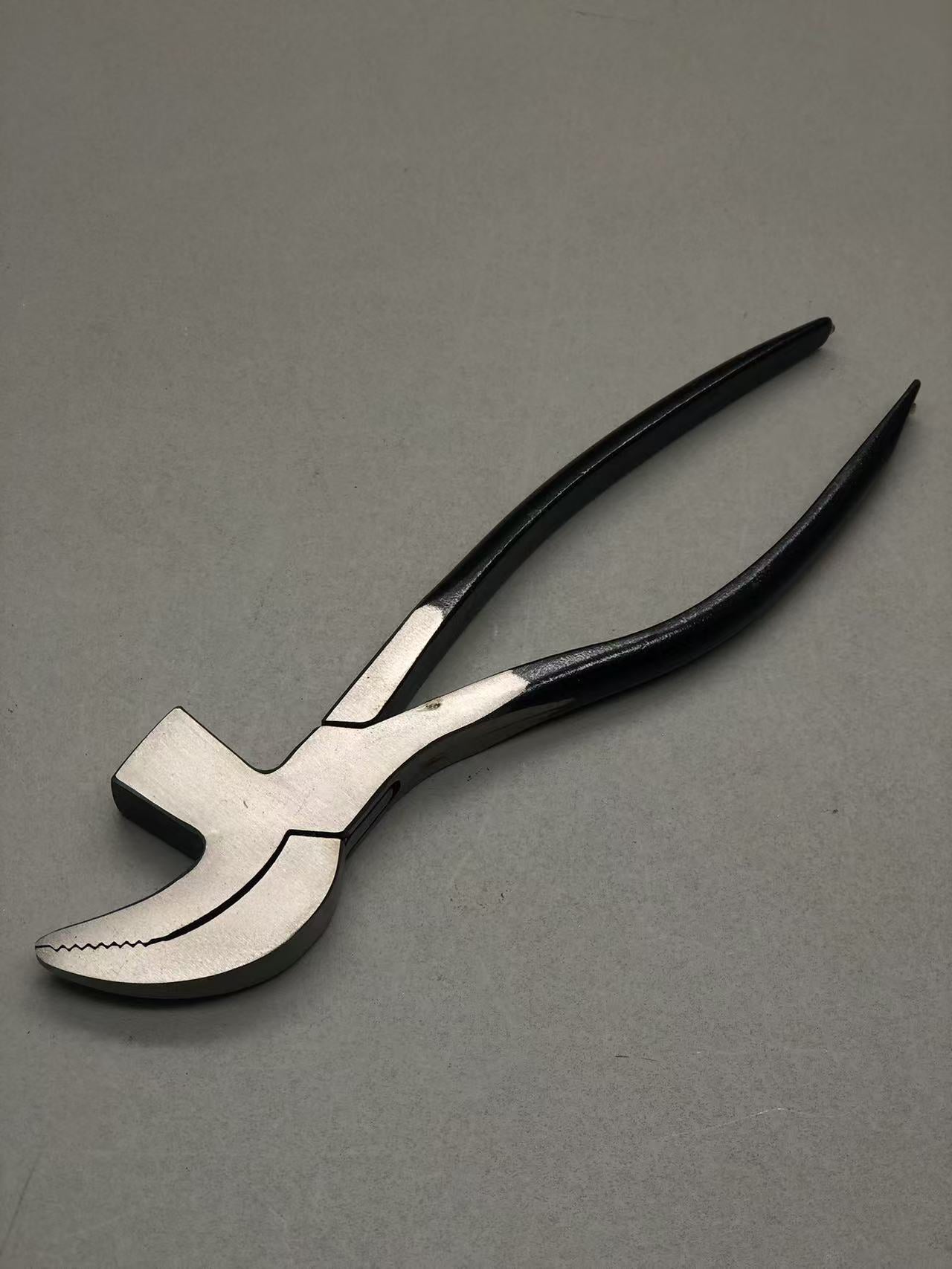 Shoemaker lasting pliers, narrow 3 mm