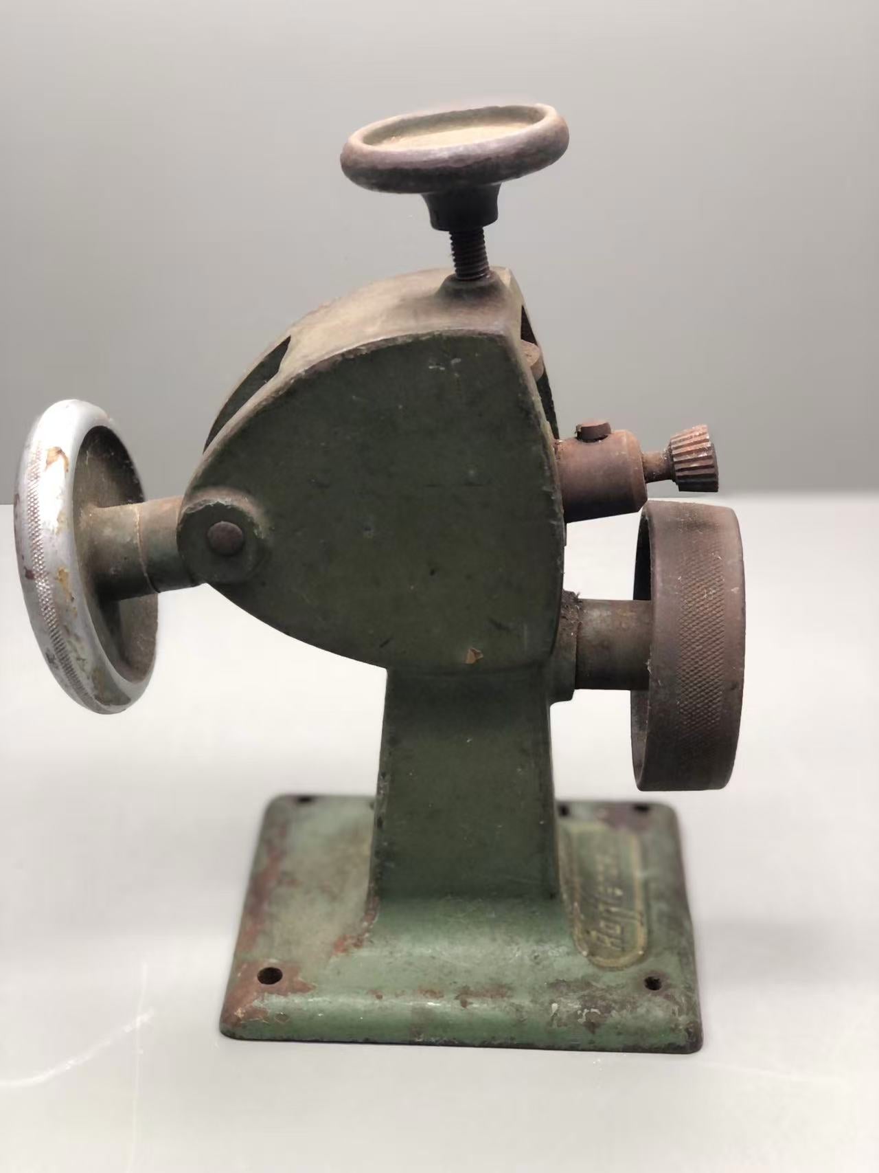 German Rafflenbeul mikon Fudge wheel machine with one wheel in 10spi.