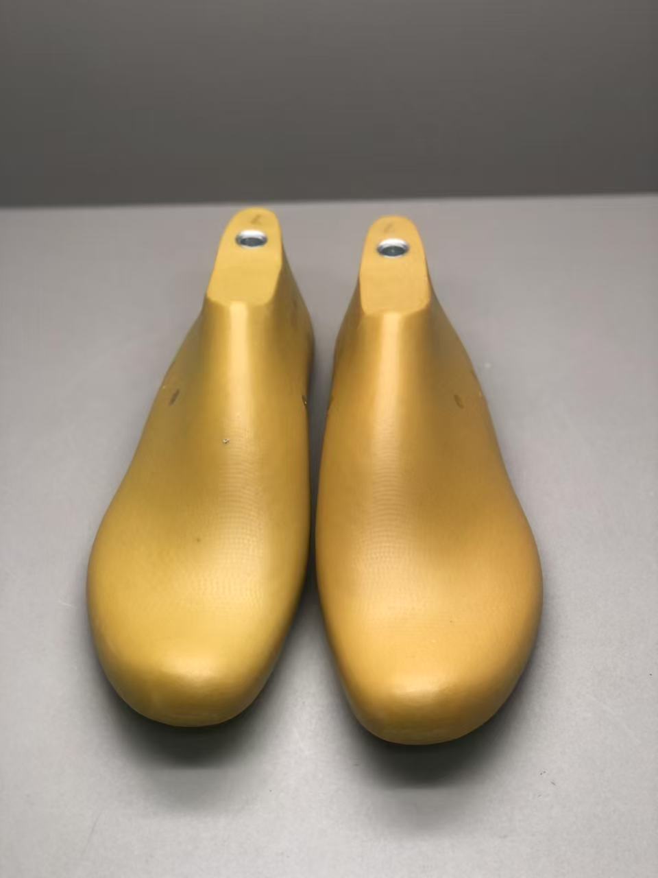 Red Wing’s No. 8 last