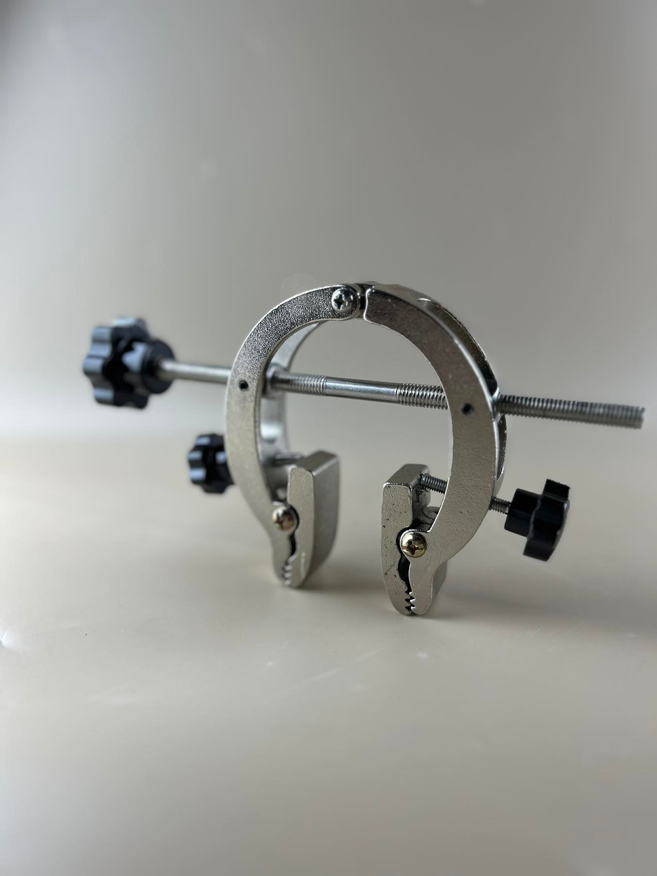 Cobblers Waist Lasting Clamp