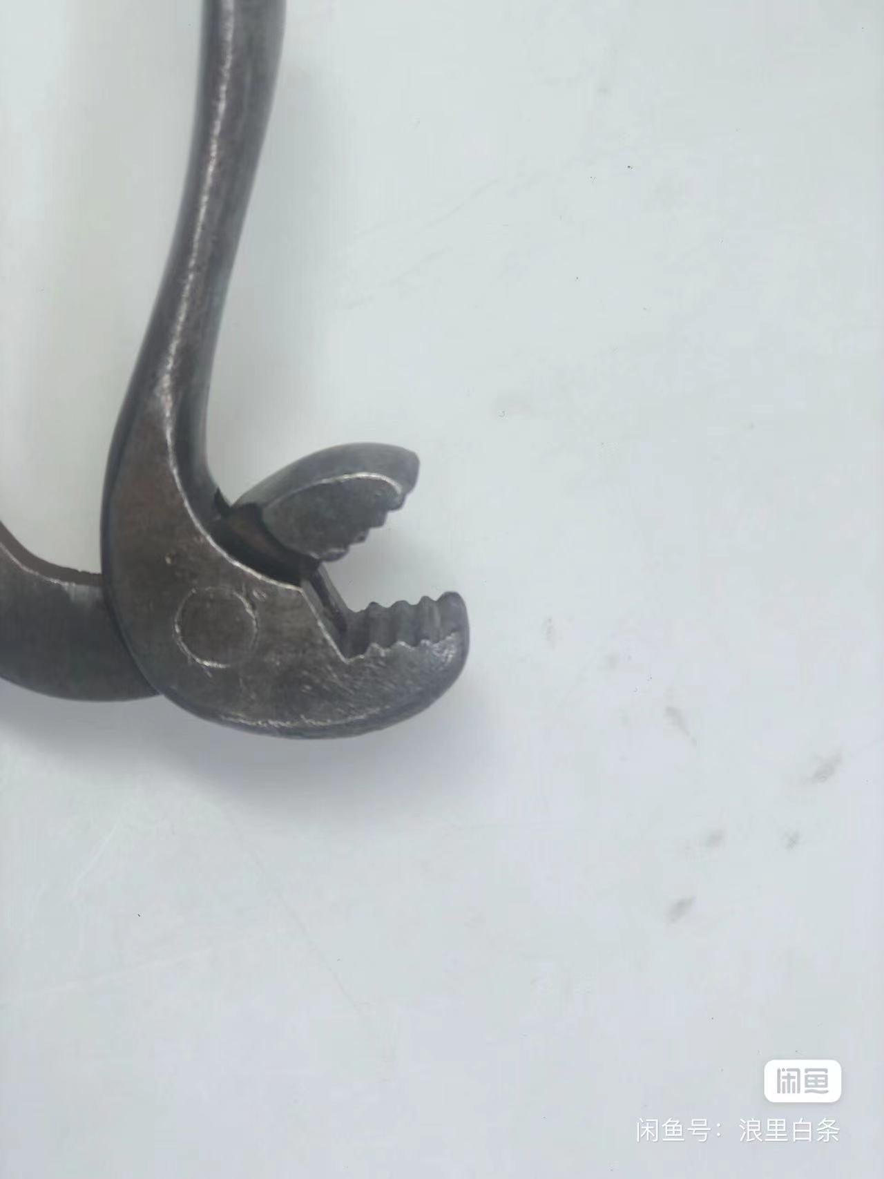 Bull Dog Pliers