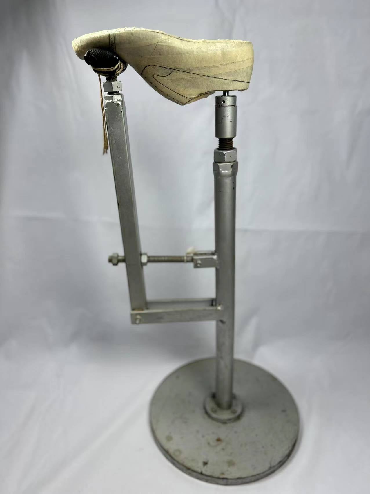 Shoemaker Boot Lasting Jack