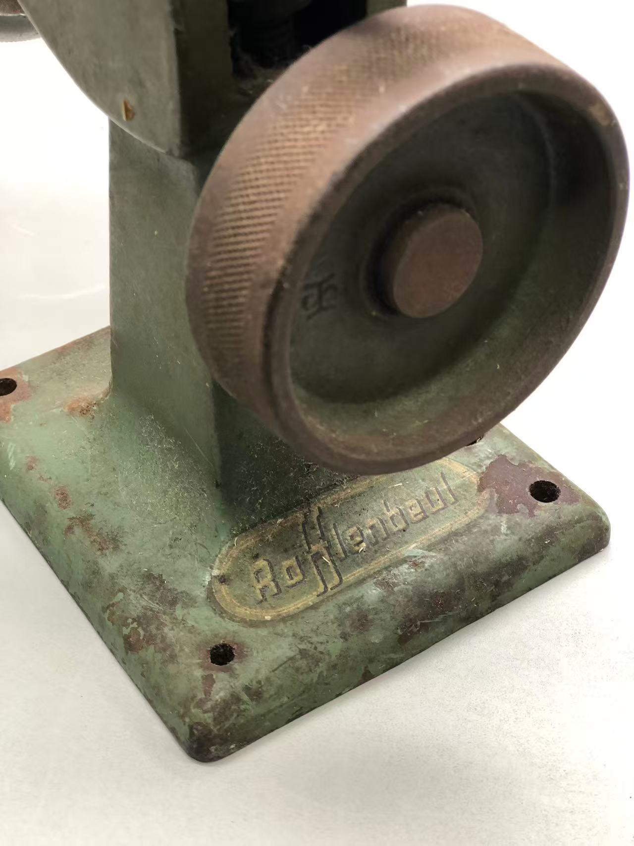 German Rafflenbeul mikon Fudge wheel machine with one wheel in 10spi.