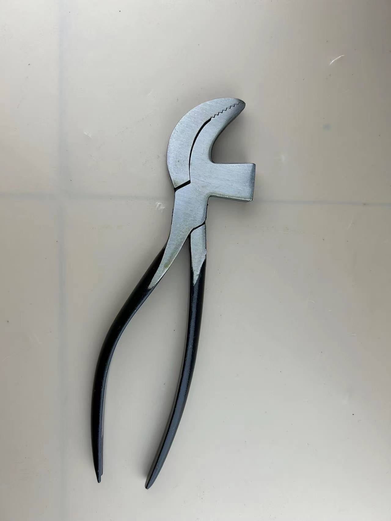 Shoemaker lasting pliers, narrow 3 mm