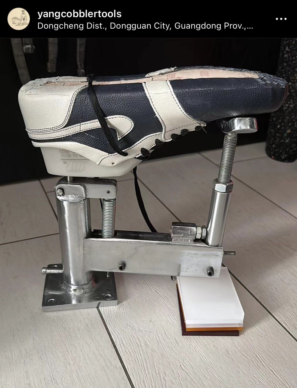 Cobbler Table-top&Bench Shoe Jack