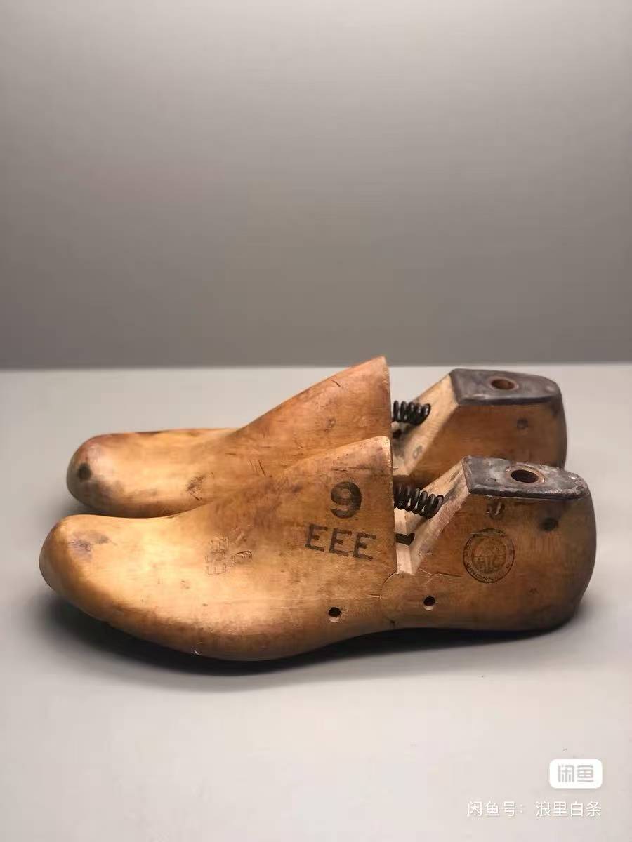 Red Wing’s No. 8 last