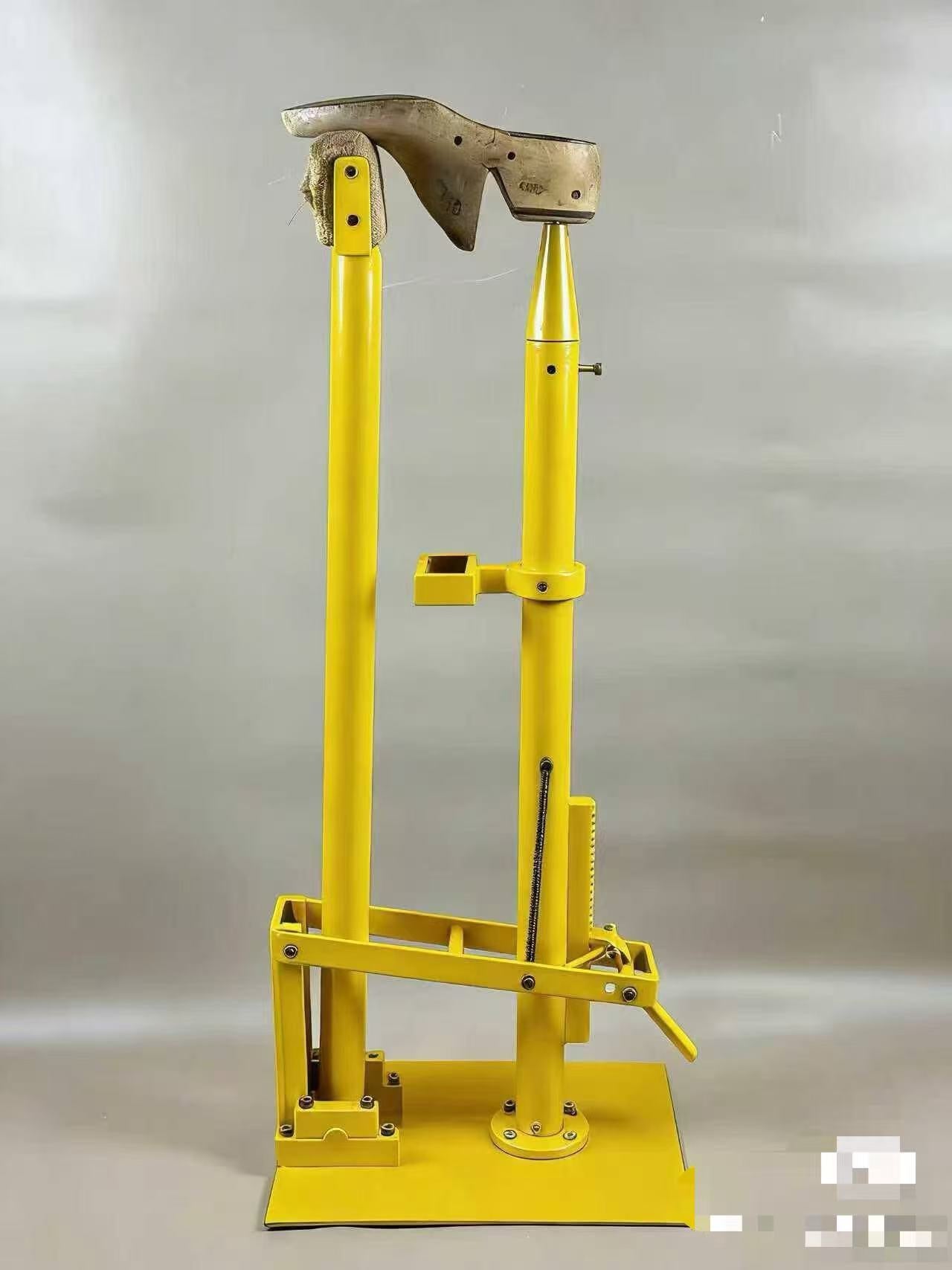 Robust Boot seaming Repairing Lasting Jack